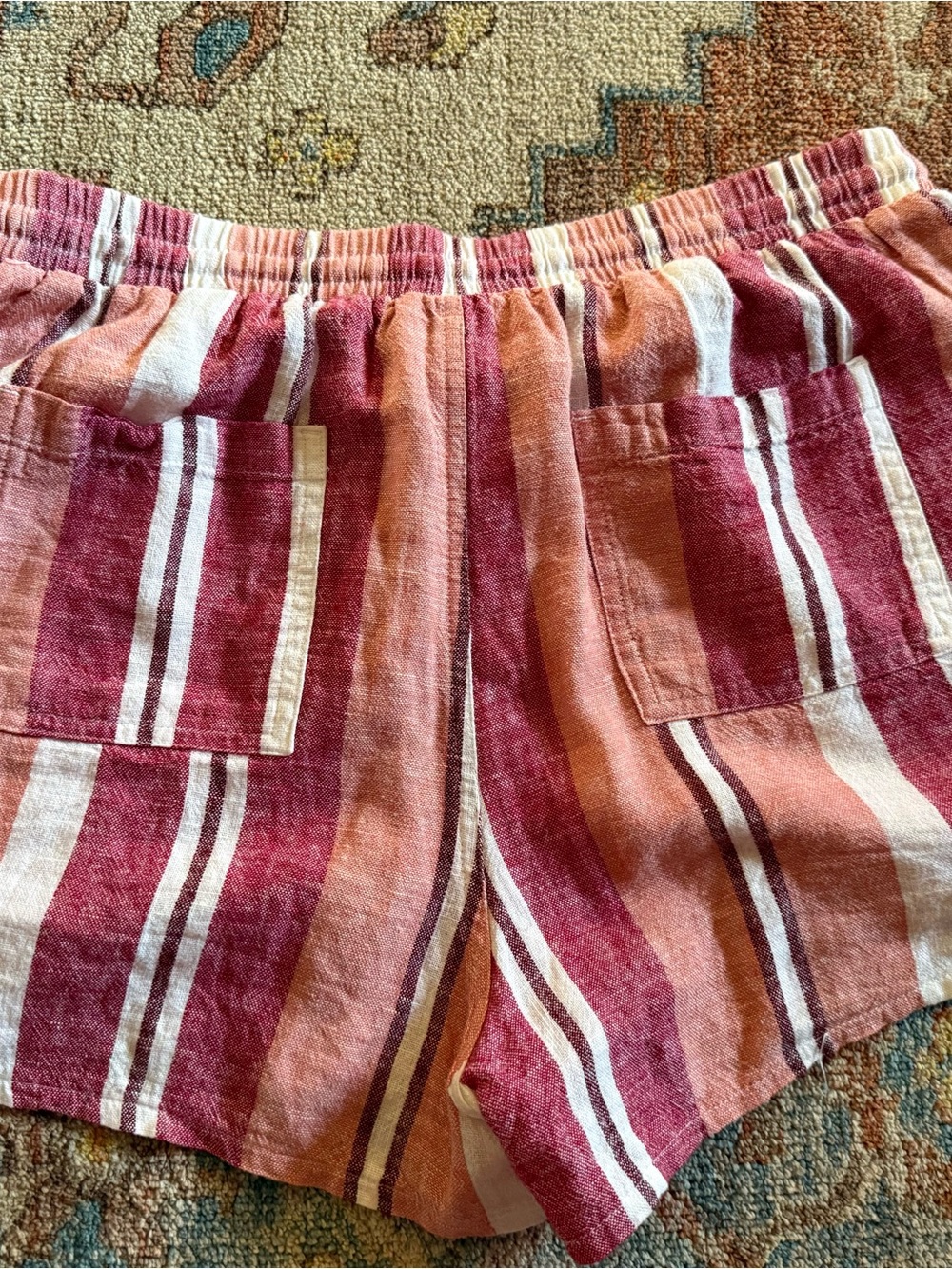 Universal Thread Striped Drawstring Athletic Shorts in Red and Cream - Picture 2 of 3